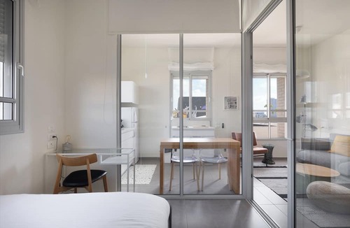 Kerem HaTeimanim Apartment | Bauhaus Boutique by TLV2rent