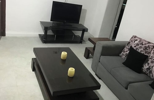 Jabal Al-Hussein Apartment | Perfect 2-bedroom apartment in delightful Amman for your stay
