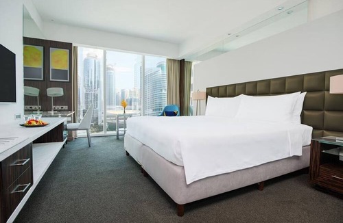 Jumeirah Lake Towers Hotel | voco Bonnington | Standard Room | JLT Base, Dubai Marina Minutes | 2 Units