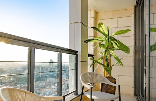 Nachlaot Apartment | JTower - Magical 2BR Parking with amazing view, city center