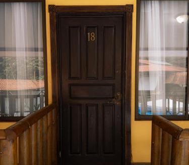 Puerto Viejo de Sarapiqui Hotel | Hotel El Bambu