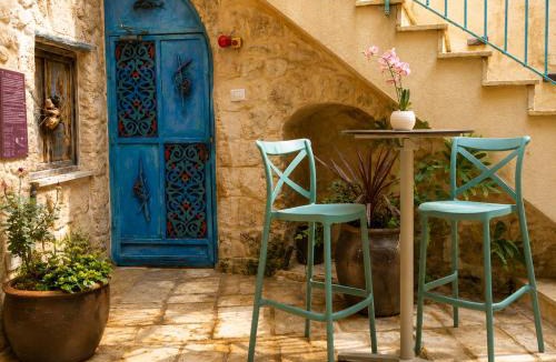 Old City Apartment | El Khan Guesthouse & Art - A Complex of 4 Middle Eastern-Style Suites