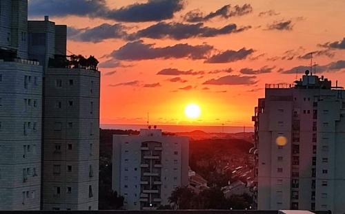 Rishon LeTsiyon Apartment | The Heart Of Israel Home