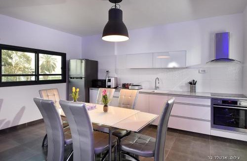 Kinneret Apartment | מקום טוב באמצע במושבת כנרת