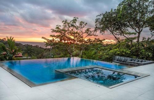 El Cerro Villa | Magnificent Brand New Villa - Casa Nueva Vida