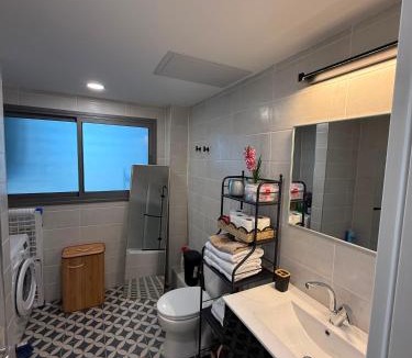 Kiryat Gat Apartment | Keren Home 3 Bdr Karmei Gat-Kiriat Gat