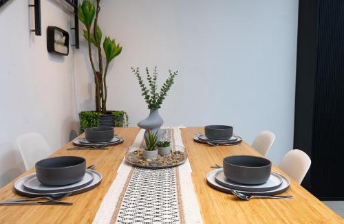 Shlomi Apartment | אחוזת אבישג - וילה יוקרתית עם בריכה מחוממת וממ"ד למשפחות
