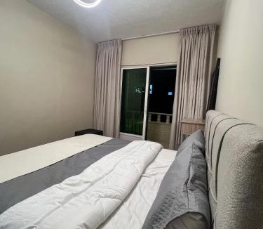 Al Jubeiha Apartment | Family house