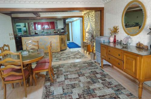Bab Sharqi Apartment | luxurious direct seaview apartment