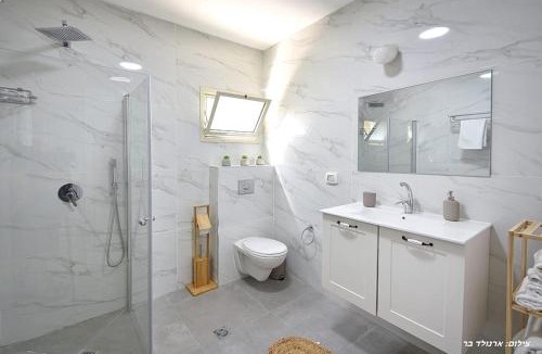 Migdal Apartment | MeravSuite