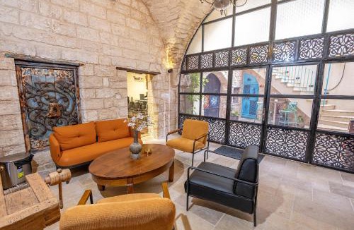 Old City Apartment | El Khan Guesthouse & Art - A Complex of 4 Middle Eastern-Style Suites