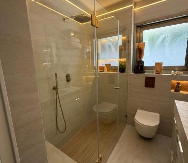 Ra'ananna House | Luxury Guesthouse with Private Pool