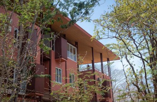 Rio Seco Bed & Breakfast | Tropical Design Stay near Playa Avellanas with Rooftop Terraces