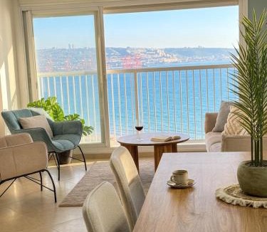 Kiryat Yam Apartment | Blue love seaview