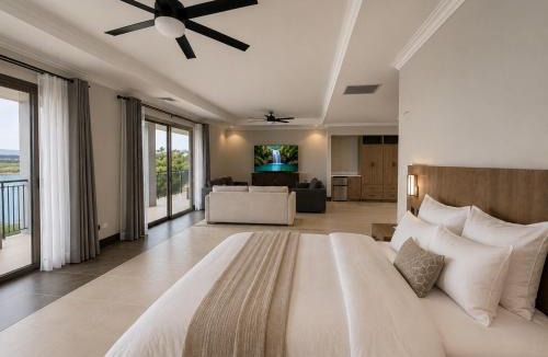 Playa Flamingo Villa | Exclusive Retreats Newest Beachfront Estate w Staff, Breakfast & Chef Available