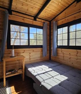 Kfar Yehezkel Cabin | הבקתה של גדי