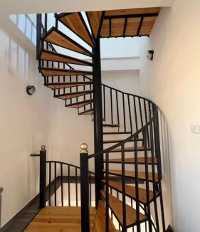 Sweimeh Ski Chalet | Oasisi 360
