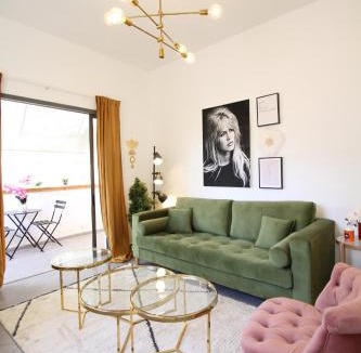 Tel Aviv Apartment | Design & Balcony In City Center By Feelhome