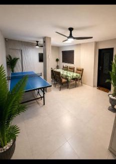 Migdal Apartment | global stays 4 Bedroom Ground Floor Apartment