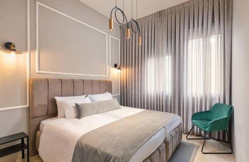 Jerusalem Apartment | 2 Br Apartment In Natanstrauss St Jerusalem Israel