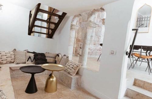 Jerusalem City Centre Apartment | Charming Heritage 1 and a half bedroom