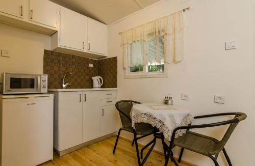 Yuval Bed & Breakfast | Orna's Corner