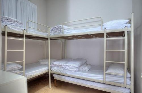 Safed Old City Apartment | Tira Baatika - טירה בעתיקה