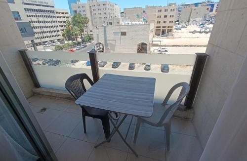 Al Swaifyeh Apartment | Studio in a prime location