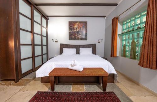 Rosh Pinna Apartment | וילה ואמוס - Villa vamos - וילה מדהימה עם בריכה פרטית וג'קוזי