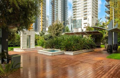 Bat Yam Apartment | Luxury Apt Tower l Sea View Bat Yam l Mamad
