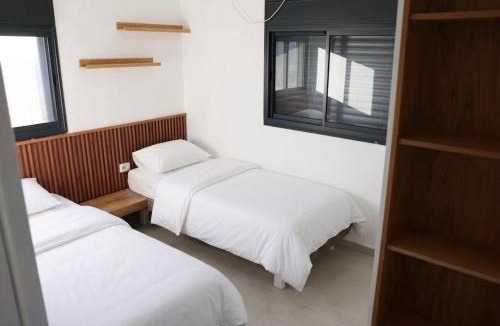 Sajur Apartment | וילה Mandala אירוח&אירועים