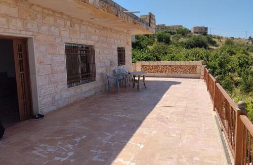 Ajloun Ski Chalet | The Mountain Village view شاليه أطلالة الجبل
