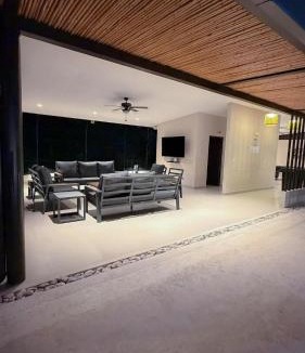 Barrio Santa Lucia Apartment | Luxury Condo at Live Jaco Tower