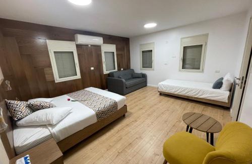 Majdal al-Shams Cabin | Yellow House Suite