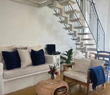 Ani'am House | Yamas Golan