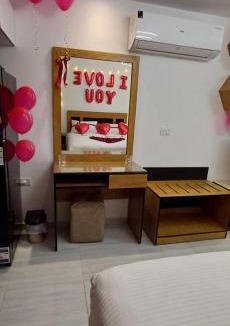 Al Mamsha El Seyahi Resort | Luxury Studio Pool & Free Private Beach, Close to Airport