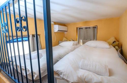 Safed Old City Apartment | Even Vanof - אבן ונוף