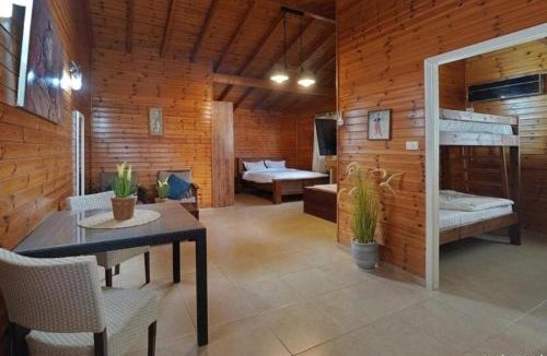 Hazon Bed & Breakfast | אחוזת ציון - 6 בקתות חלומיות עם בריכה מחוממת ומקורה במתחם