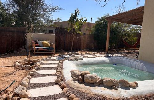 Tsukim Cabin | מים במדבר