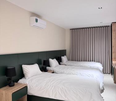 Al-Mafraq Apartment | الفاخر غرف بخدمات فندقية
