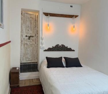 Jaffa Apartment | Chic & cozy Jaffa spot with a garden
