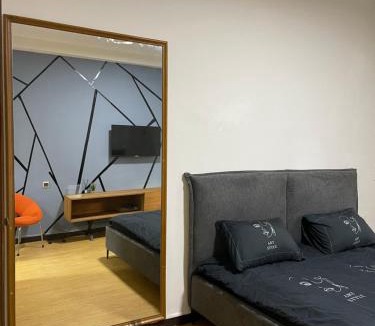 Haifa Apartment | Bat Galim BEACH- Mirror apartment