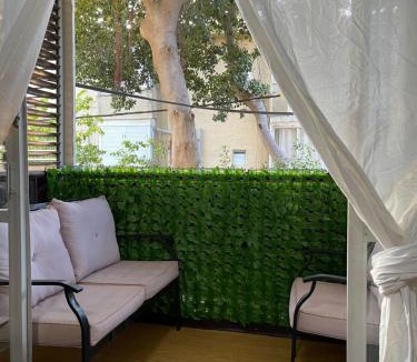Haifa Apartment | Bat Galim BEACH- Mirror apartment