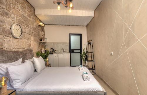 Safed Old City Apartment | אבן יהלום