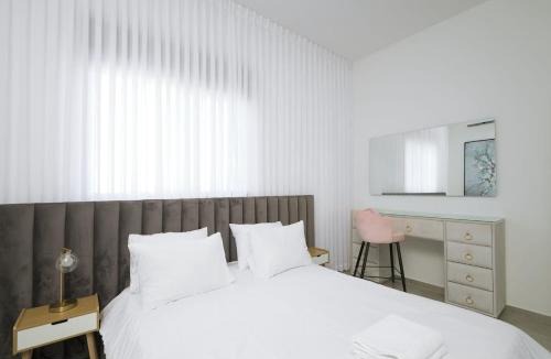 Kiryat Ata Apartment | The most special 4-BDR penthouse in the Krayot