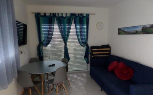 Neve Zohar Apartment | סויטות הר וים