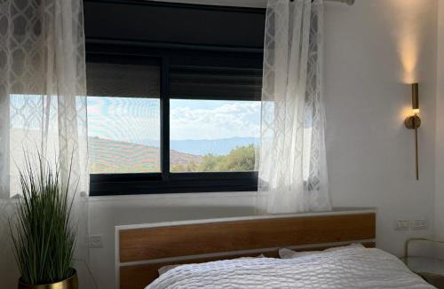 Ein Qiniyye Bed & Breakfast | גרין פארק - קוטג' מהמם עם בריכה מחוממת וג'קוזי בעין קנייא