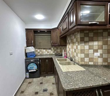 Amman Apartment | Cozy Large Studio 1 Central Amman Near Rainbow Street
