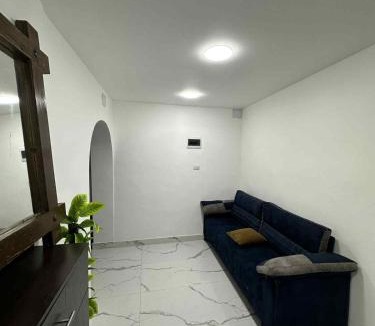 Amman Apartment | Cozy Large Studio 1 Central Amman Near Rainbow Street