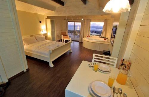 Ma'ale Gamla Apartment | נופי גמלא - 2 סוויטות מדהימות ונעימות לזוגות במעלה גמלא
